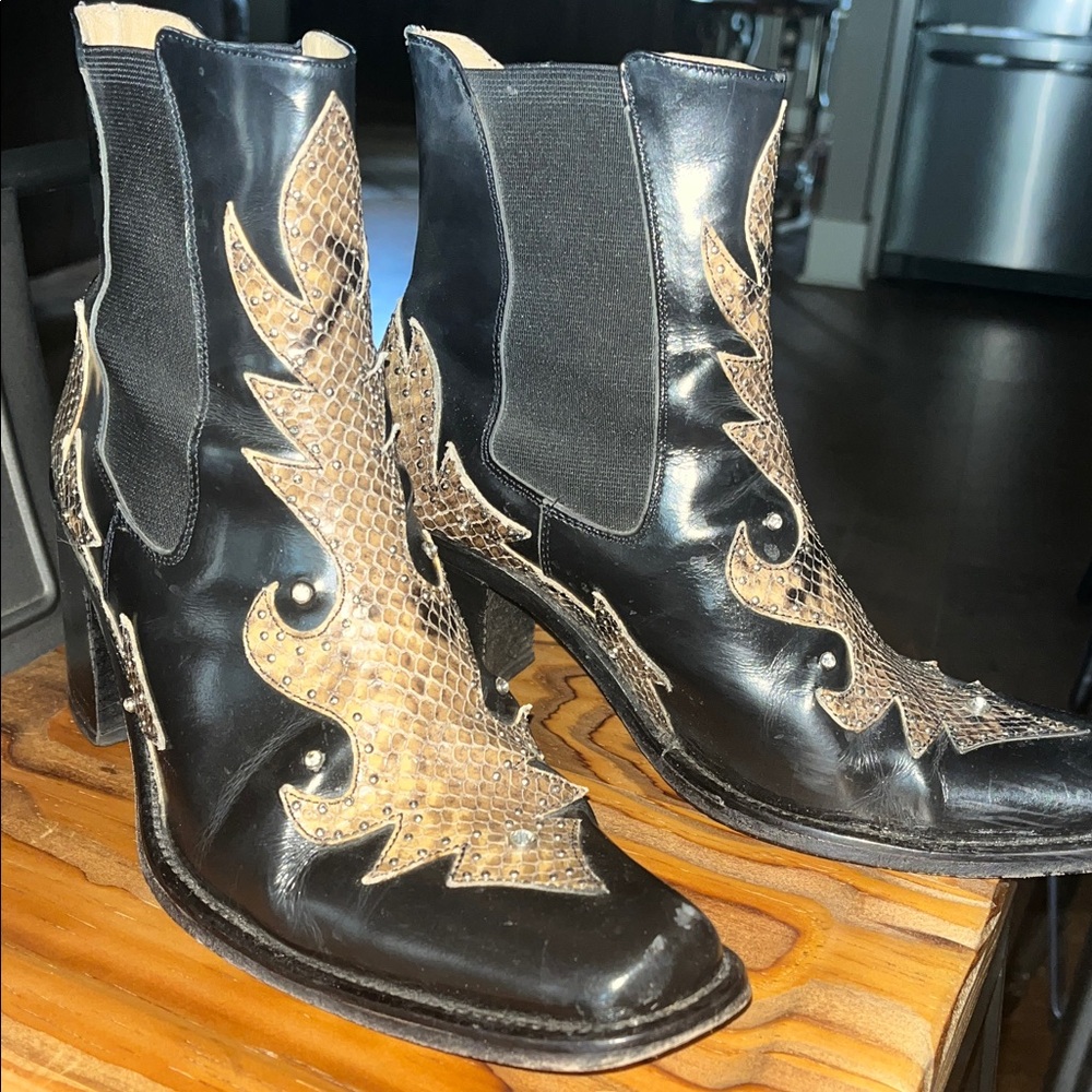 Italian Made Buttero Snakeskin/Stone/Stud Boots Size 38.5
